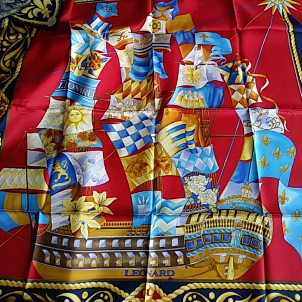 LEONARD PARIS SILK SCARF